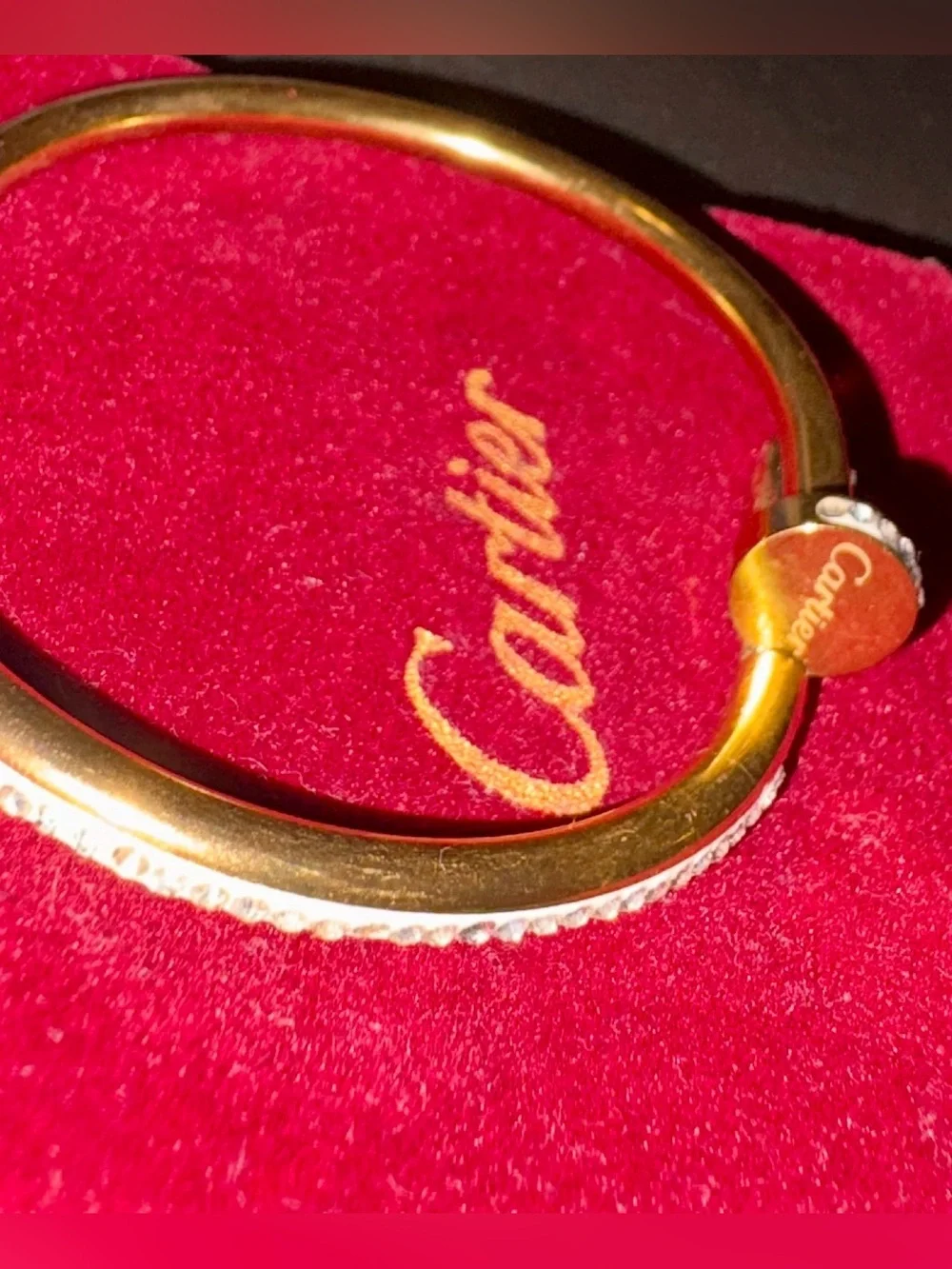 Fashion Gold Tone Bracelet with White crystal like Edge with dust bag